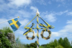 Läs mer om artikeln Midsommarfirande i Snäckevarp